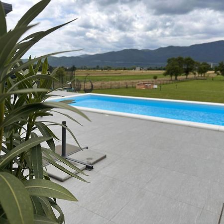Villa Biser Gacke Sinac Esterno foto