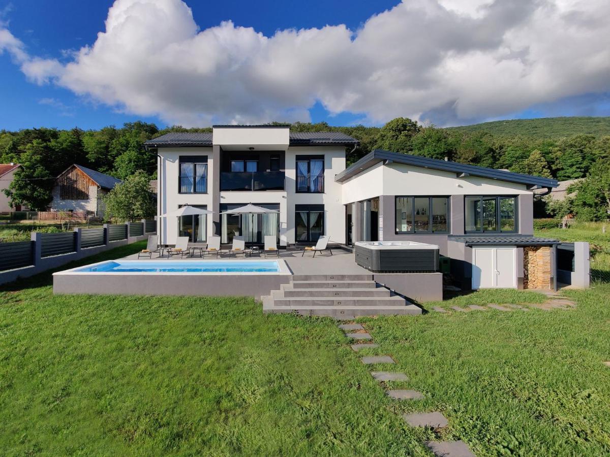 Villa Biser Gacke Sinac Esterno foto